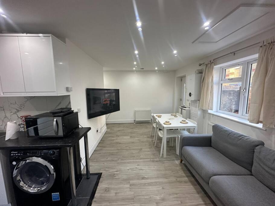 2 Bedroom House,Brownhillrd Se6 London Luaran gambar
