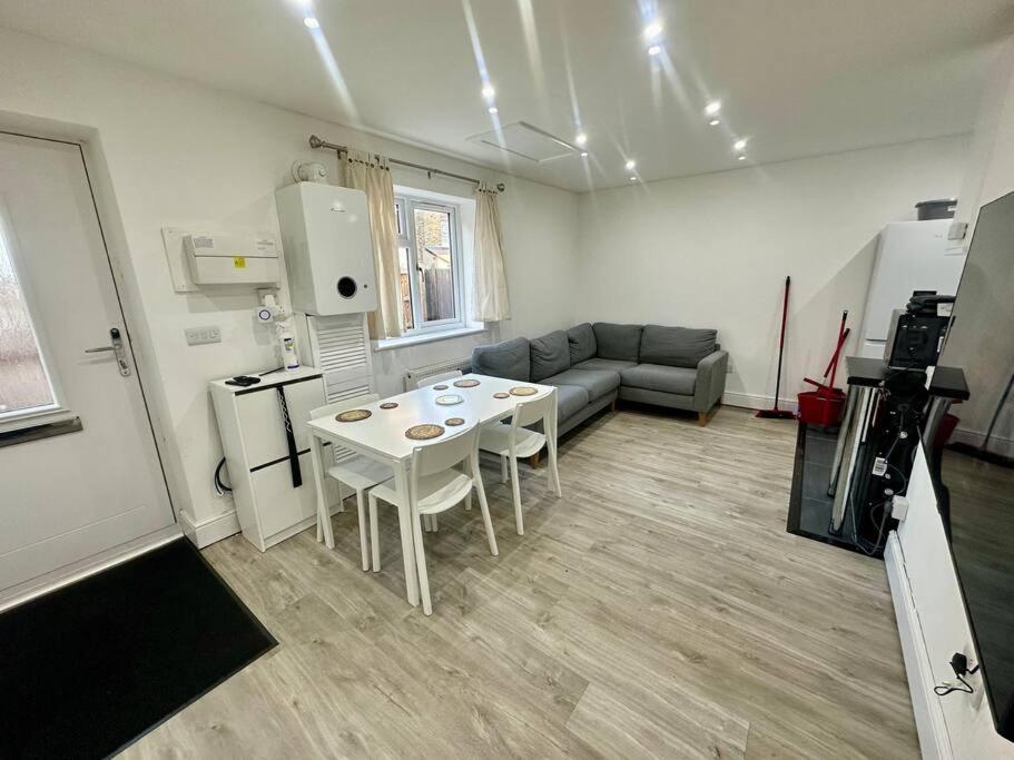 2 Bedroom House,Brownhillrd Se6 London Luaran gambar